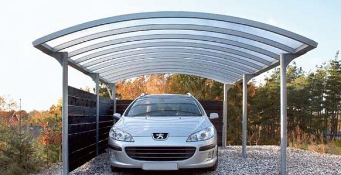 Copertura trasparente per auto